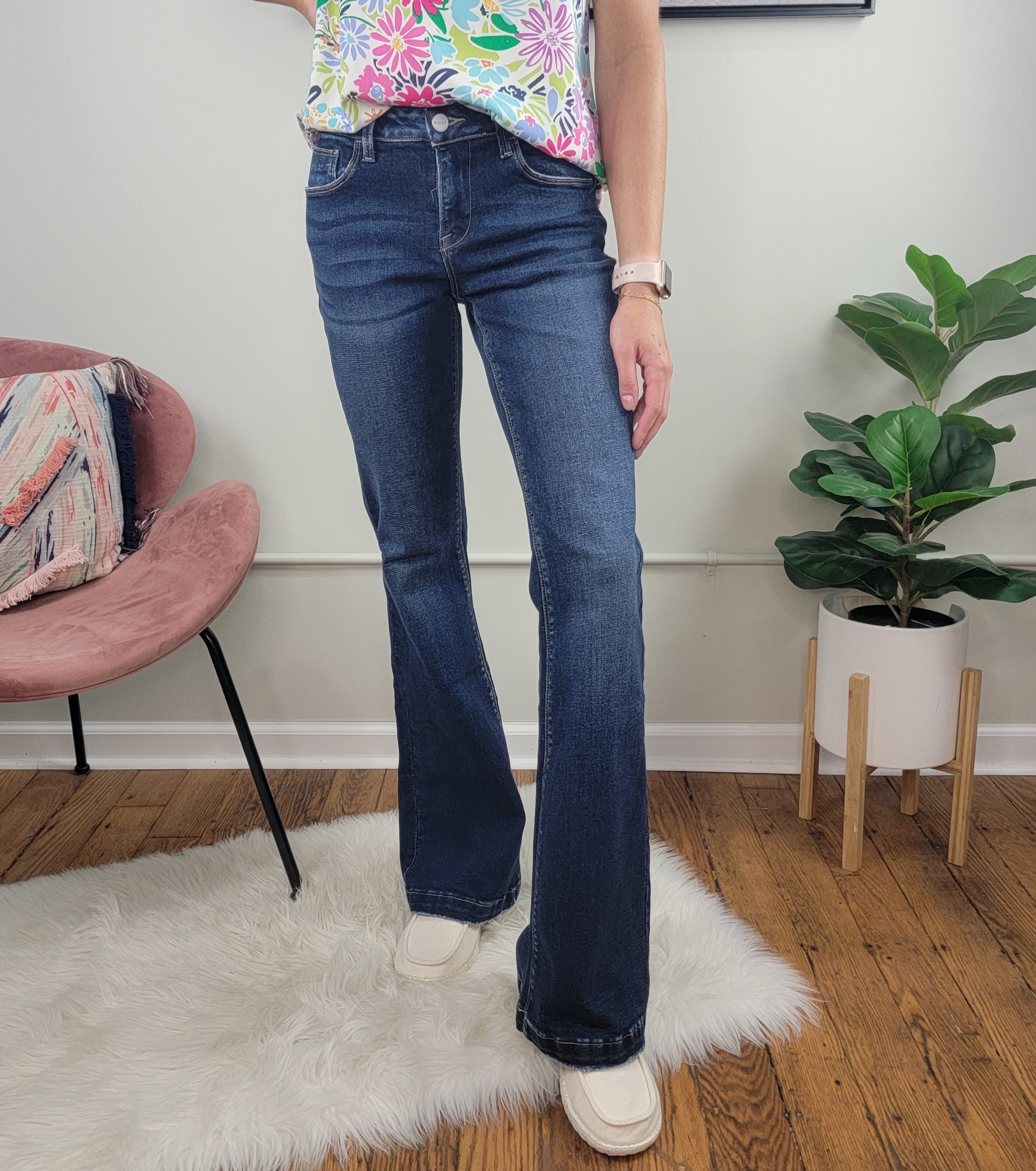 Merlie Mid Rise Cropped Flare Jeans