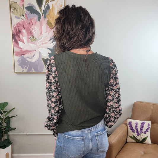 Maple Floral Sleeve Blouse