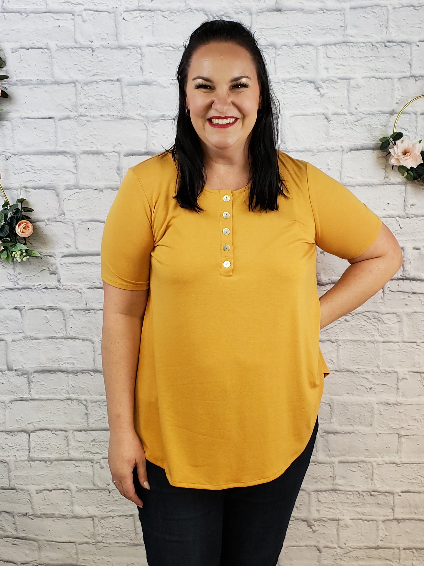 Marysa Button Tee