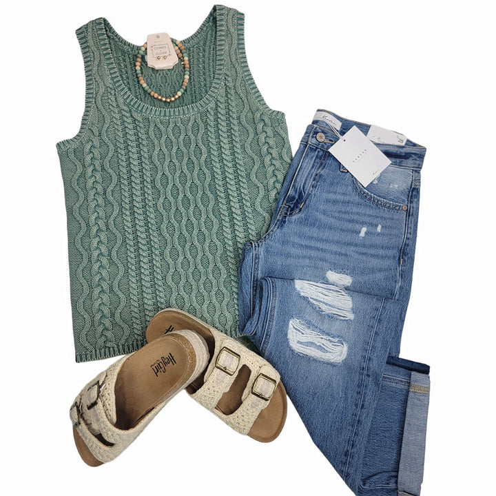 Lowell Boyfriend Jeans from KanCan