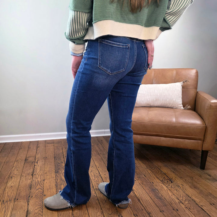A person wearing Lovervet&