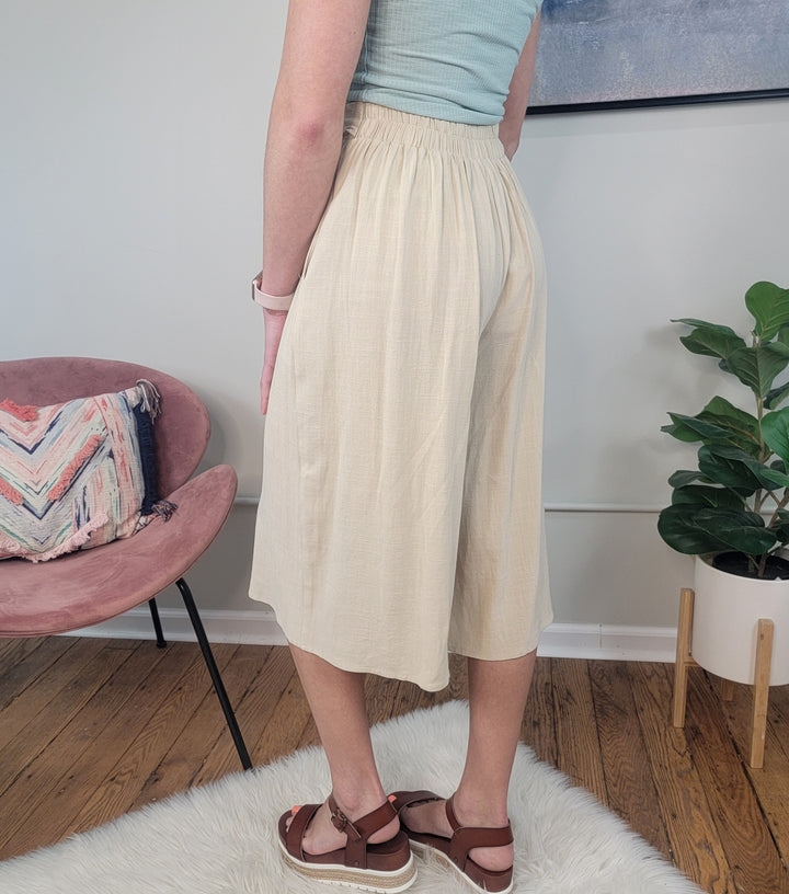Calista Wide Leg Cropped Capris