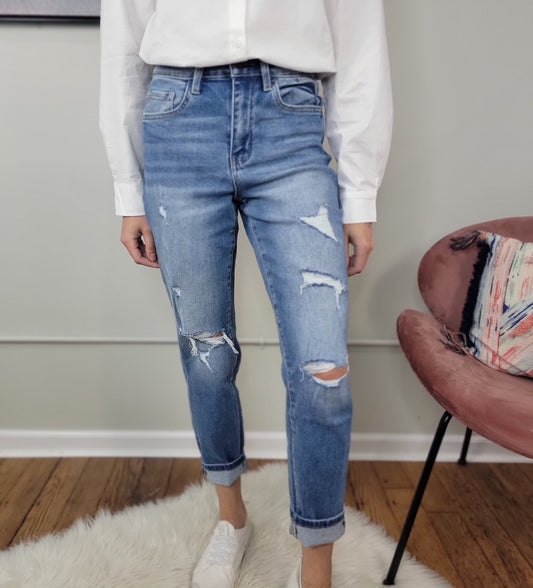 Izzie Mom Jeans