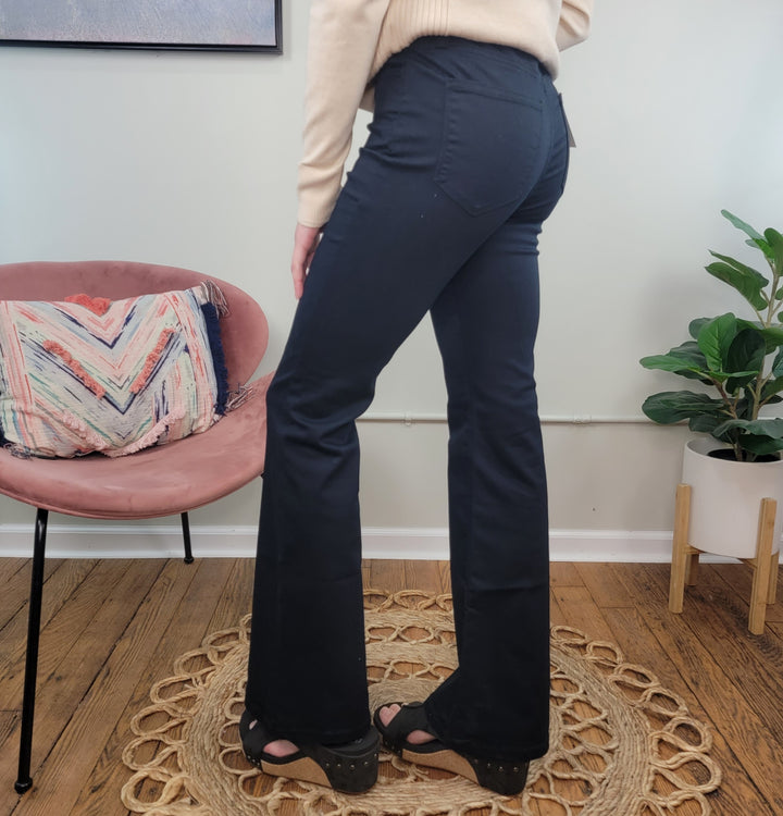 Amanda Bootcut Jeans