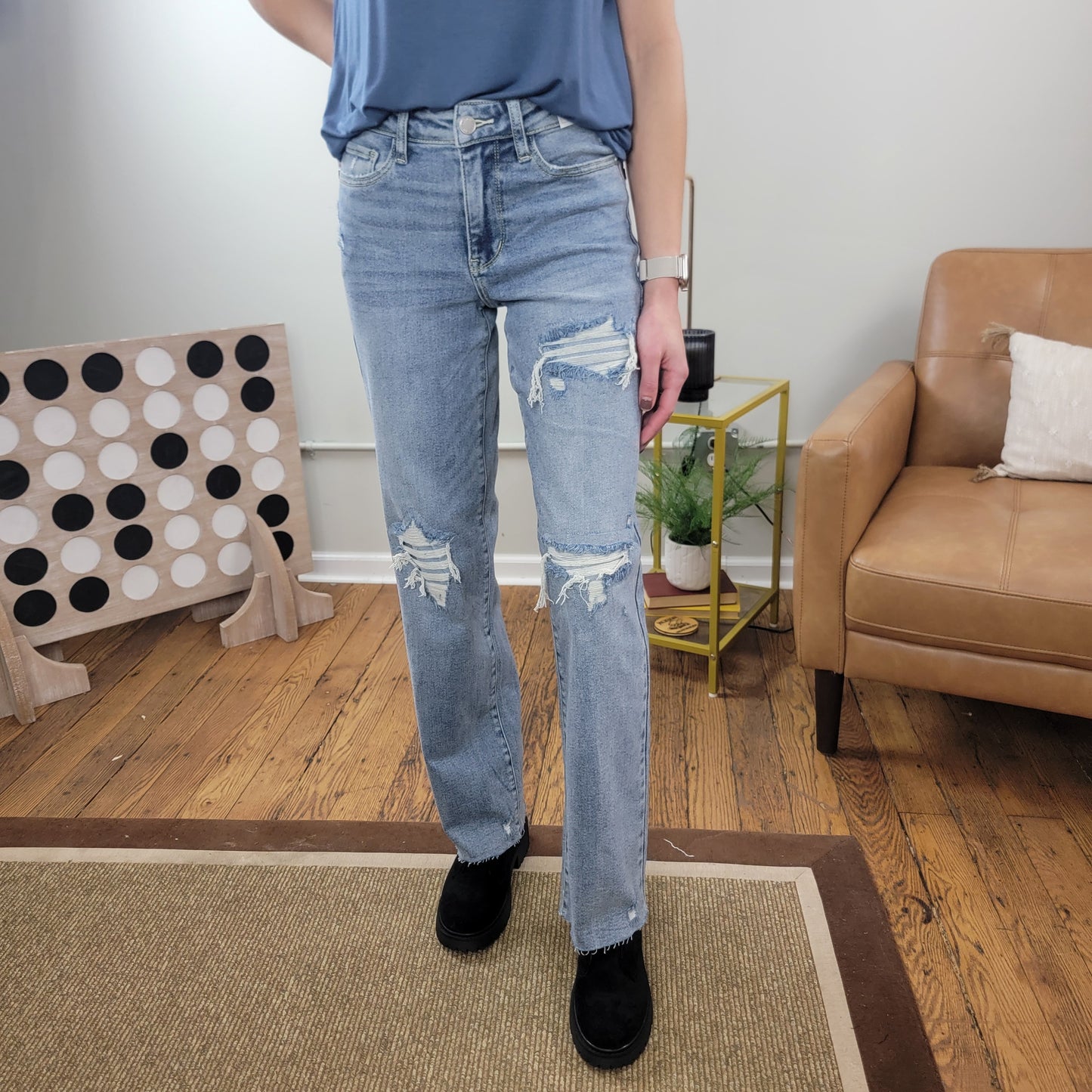 Lilly 90's Straight Jeans from Judy Blue