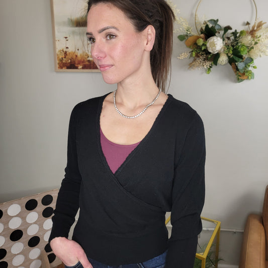 Loxly cross-over sweater