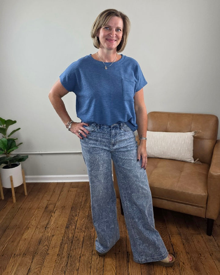 Amanda Boxy Fit Cropped Tee with Pocket