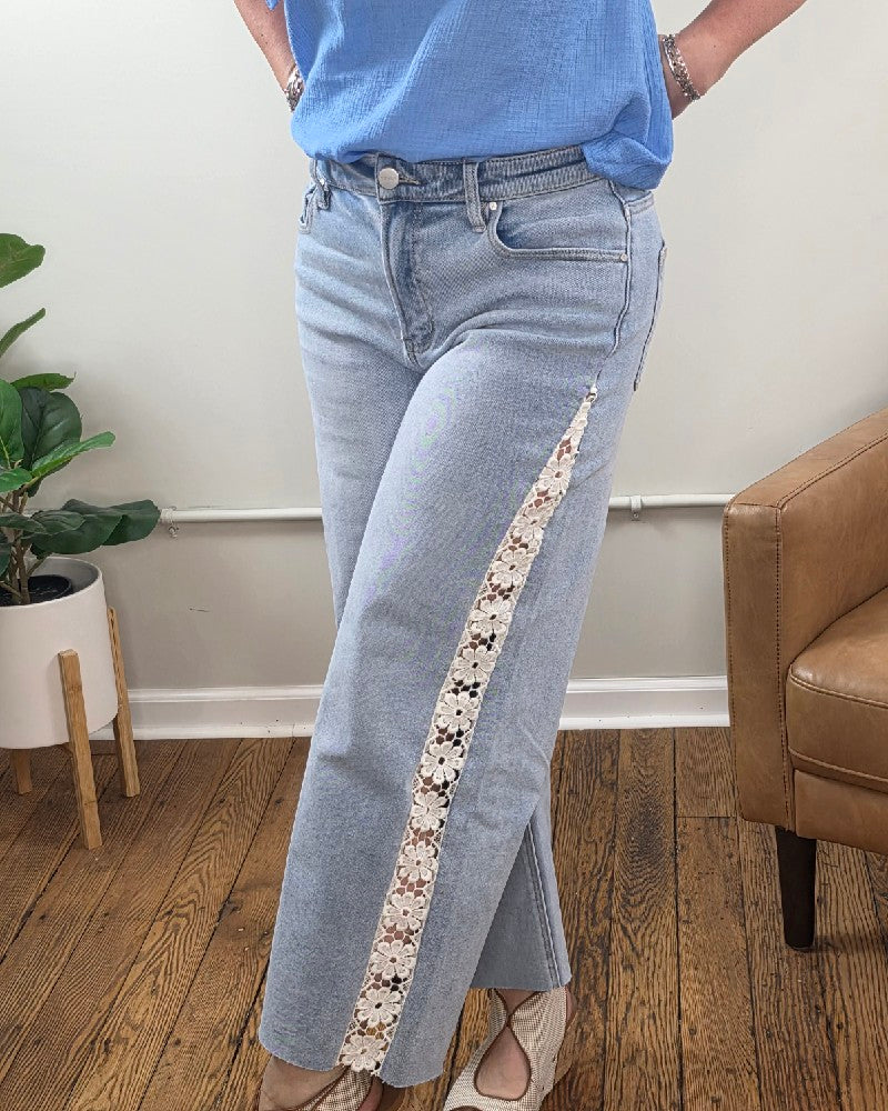 Daisy Crop Wide Flower Lace Jeans