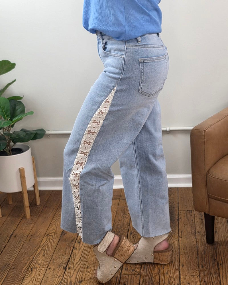 Daisy Crop Wide Flower Lace Jeans