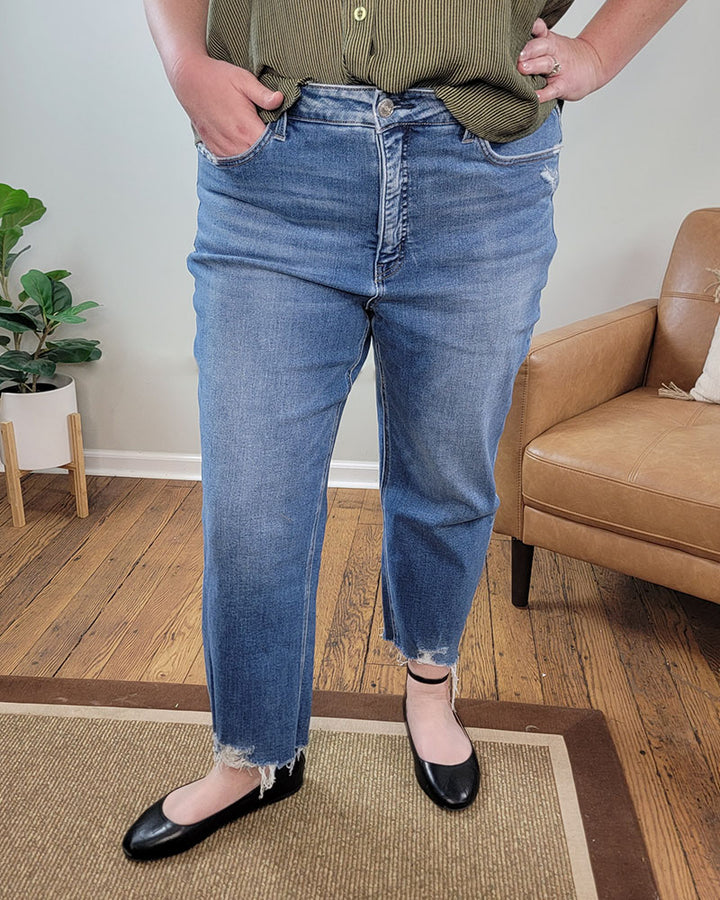 Kendall Straight Crop Jeans from Lovervet