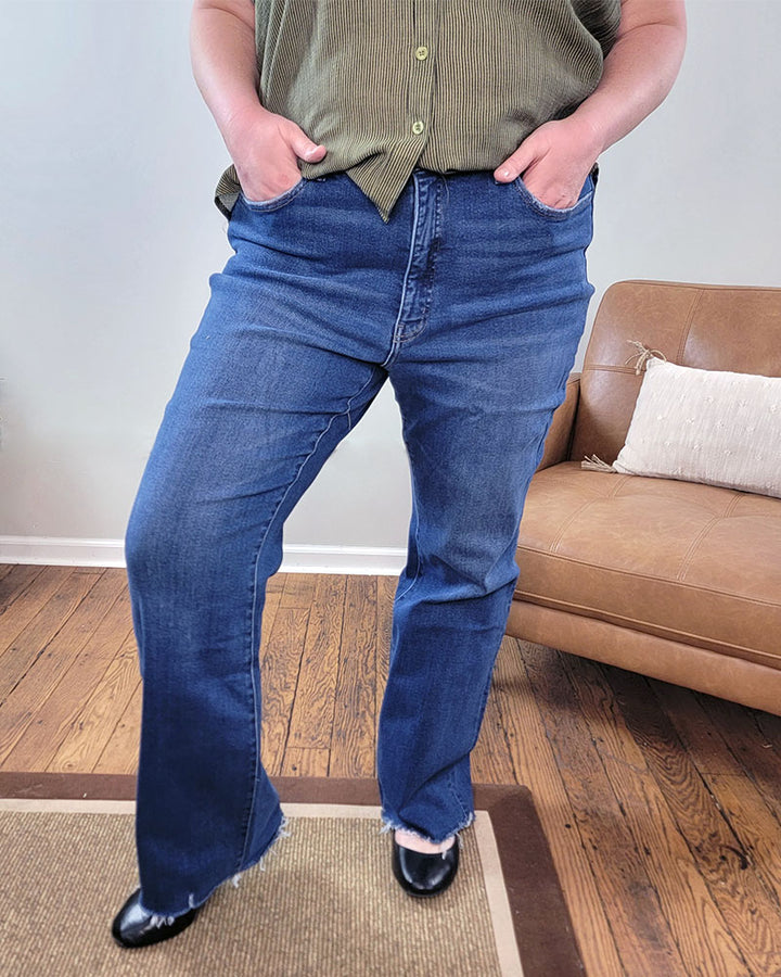 Jayda Bootcut Jeans from Lovervet