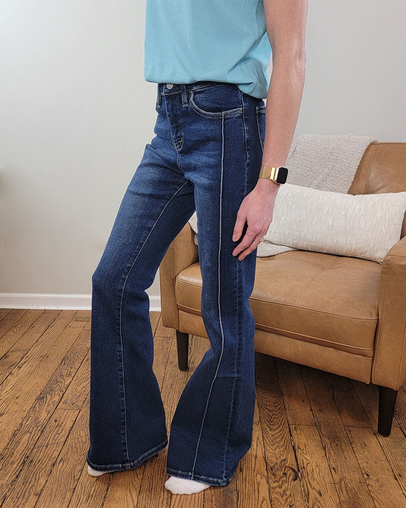 Chicness Flare Jeans from Lovervet