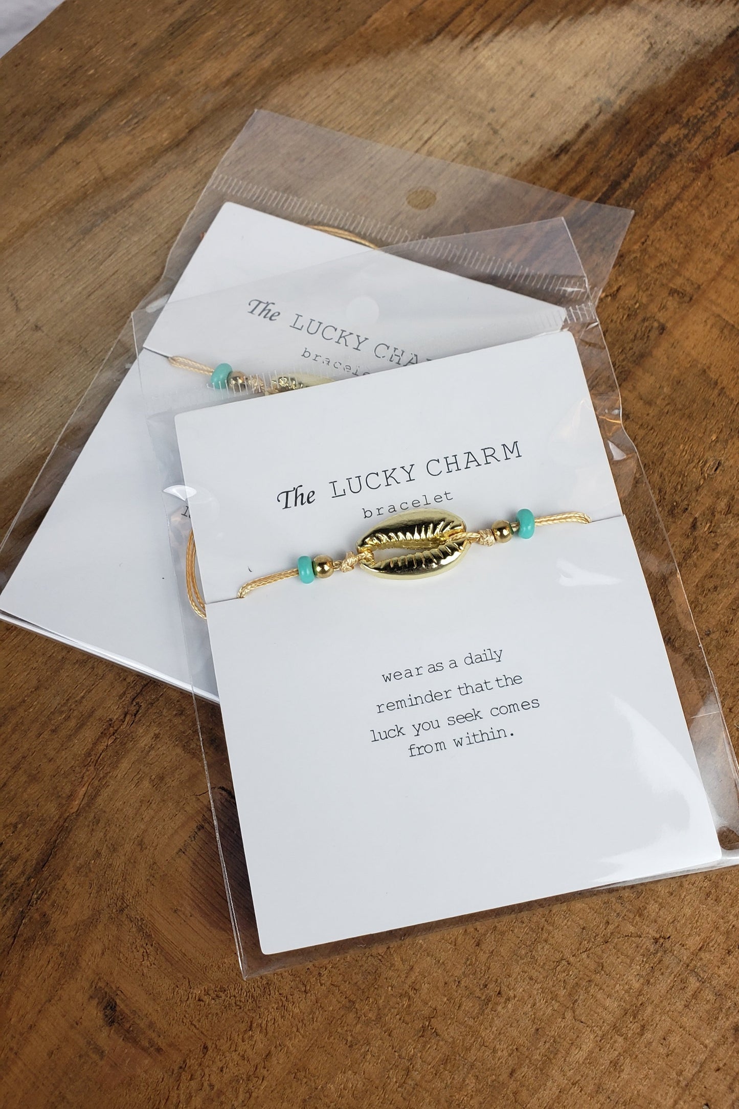 The Lucky Charm Bracelet - Shell