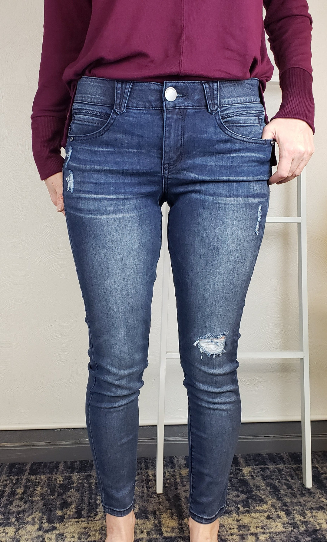 "Ab"solution Skinny Jeans Distressed Med Wash